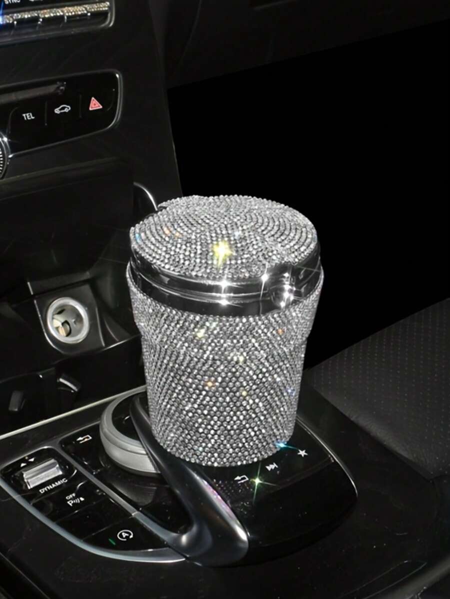 Luxury Diamond Ashtray Portable Car Ashtray With Lid Windproof, Suitable For All Vehicles, Fashion Creative Full Diamond Car Smoke-Free Cup Holder, Universal For All Car Models, Car Interior Shiny Decorative Accessory, Non-Electric