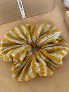 1pc Casual Polyester Warm Woolen Large Scrunchie Hair Tie Hair Accessory For Women Slouchy Chic - Multicolor - View 3