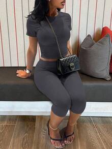 Women's Casual Round Neck Short Sleeve Solid Color T-Shirt And 3/4 Length Pants 2 Pieces Set Summer Yellow Outfit Elegant - Dark Grey - View 2