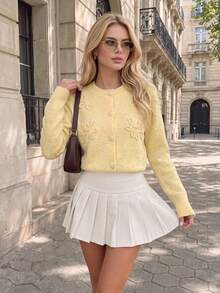 Nicenter كارديجان صوف محبوك للنساء بتصميم أزهار ثلاثية الأبعاد وأزرار أمامية وأكمام طويلة، مريح وكاجوال وبسيط مناسب للمكتب والاستخدام اليومي والمنزل والمواعيد - لون مشمشي - مشاهدة 7