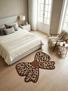 1pc Cute Bowknot Rug, Leopard Print Bowknot, Faux Cashmere, Soft And Fluffy, Room Decor, Home Supplies, Indoor Doormat, Living Room Carpet, Kitchen Mat, Bedroom Rug, Bathroom Mat, Home Decoration, Bedroom Decor, Bathroom Decor, Easy To Clean - Multicolor - View 4