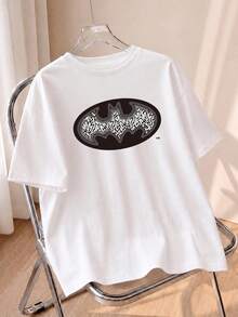 Women Geometric Line Inside Oval Bat Emblem Print Crew Neck Tee, Loose Street Tops For Daily Outing - White - View 1