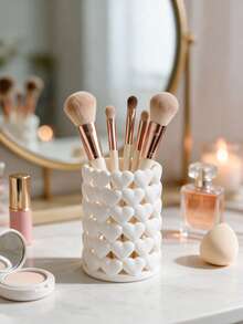 Makeup Brush Holder, Heart-Shaped Cosmetic Storage, Lipstick, Eyeliner, Eyebrow Pencil Storage Tube, Toothbrush Holder, Desktop Decor Fashion Ornament - Suitable For Vanity Decor, Bathroom Decor, Room Decor - Multicolor - View 8