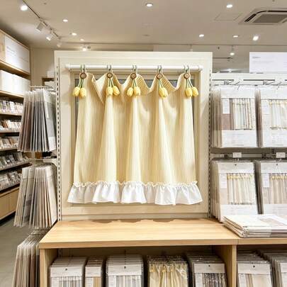 1PC Yellow & White Thin Striped Short Curtain, 3D Yellow Tulip Fabric Hanging Decor With Wooden Button Tie Design, Pastoral Style Coffee Curtain, Kitchen Small Window Oven Cabinet Door Decorative Half Curtain