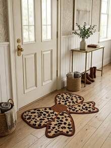 1pc Cute Bowknot Rug, Leopard Print Bowknot, Faux Cashmere, Soft And Fluffy, Room Decor, Home Supplies, Indoor Doormat, Living Room Carpet, Kitchen Mat, Bedroom Rug, Bathroom Mat, Home Decoration, Bedroom Decor, Bathroom Decor, Easy To Clean - Multicolor - View 2