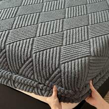 1pc Jacquard Fitted Sheet (Pillowcase Not Included), Multiple Colors Available, Soft & Warm Mattress Protector, All-Around Elastic Design, Comfortable & Durable Home Textile, Bedroom Bedding, Suitable For All Seasons, Perfect Gift - Dark Grey - View 3