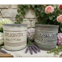 French Vintage Distressed Iron Planter, Retro Metal Flower Bucket, Garden Balcony Decor Planter, Distressed Iron + Vintage Letter Print, Suitable For Garden, Balcony, Homestay And Other Scenes - New Model - View 4