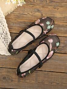 Embroidered Mesh Mary Jane Women's Shoes, Square Toe Elastic Strap Breathable Soft Sole Flat Shoes - Black - View 6