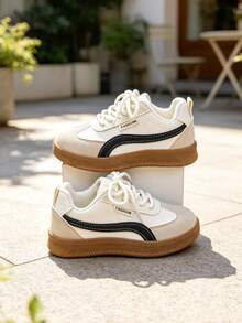 Sepatu Sneakers Latihan Anak-Anak Gaya Retro Colorblock Jerman, Sepatu Kasual Bertali dengan Sol Karet Anti Selip Motif Patchwork untuk Anak Laki-Laki dan Perempuan - Putih - View 1