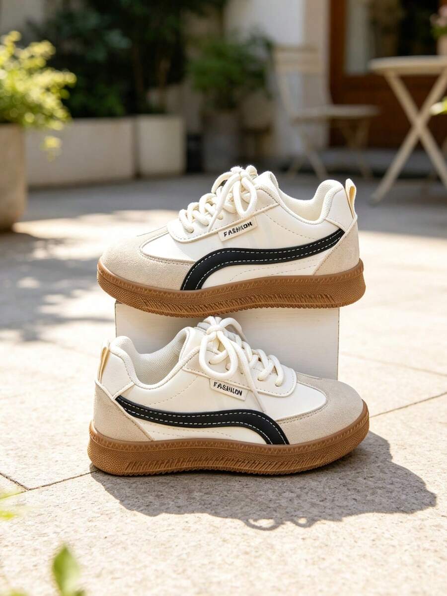 Sepatu Sneakers Latihan Anak-Anak Gaya Retro Colorblock Jerman, Sepatu Kasual Bertali dengan Sol Karet Anti Selip Motif Patchwork untuk Anak Laki-Laki dan Perempuan - Putih - View 1
