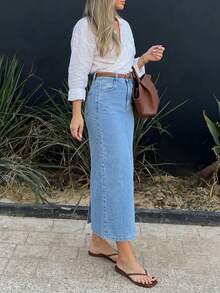 Light Blue Washed Mid-To-High Waist Denim Skirt For Women, Vintage Bodycon Mid-Length Slim Fit Commuter Versatile Denim Skirt, Belt Not Included - Medium Wash - View 3