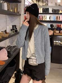 Autumn/Winter New Korean Style Casual Knit Cardigan, Sweet Grey Round Neck Open Front Soft Cropped Fitted Button-Up Solid Color Outerwear - Grey - View 4