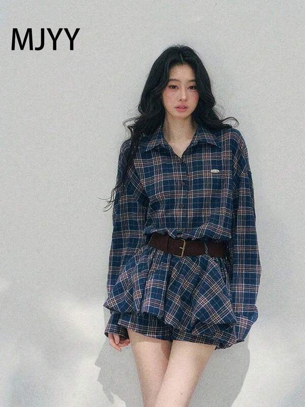 Gaun Polo Gaya Amerika dengan Motif Kotak-kotak Kontras Warna, Rok Kemeja Elegan Bergaya Vintage dengan Sabuk Pinggang