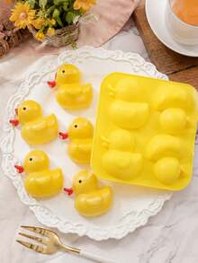 4-Cavity Big Yellow Duck & Little Yellow Duck Silicone Baking Mold, Cute Cartoon Duck Cake Chocolate Dessert Mold, Home DIY Baking Tool - Multicolor - View 4