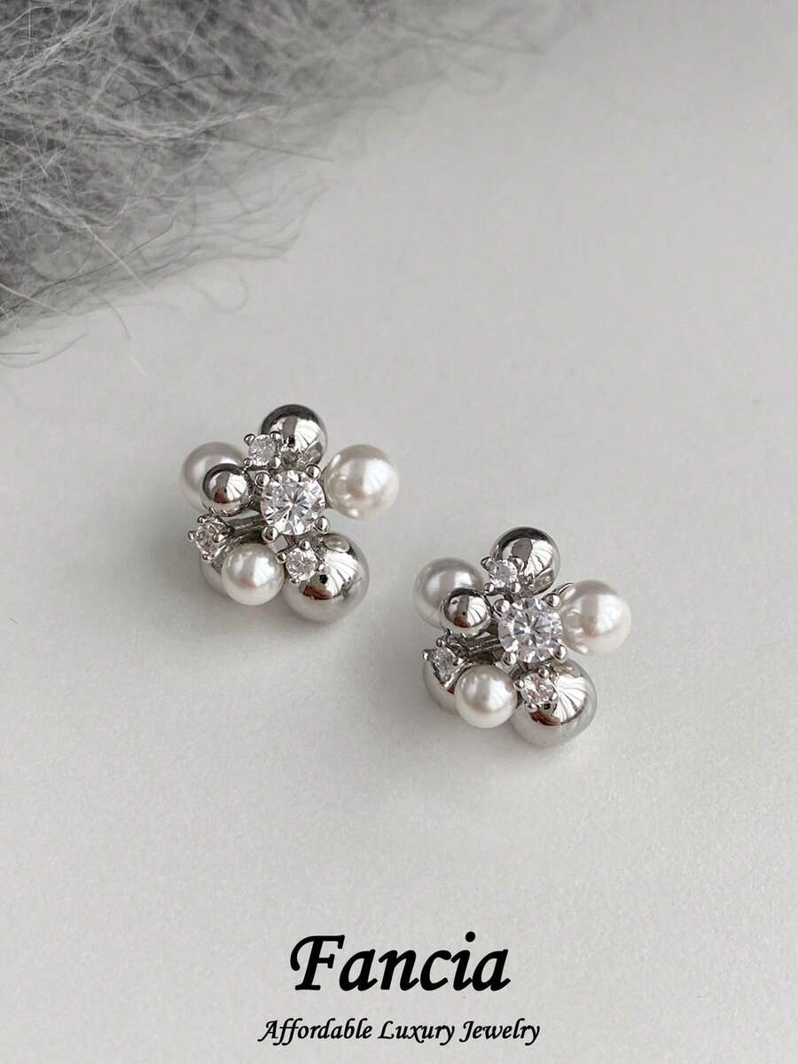 1 Pair Cool Elegant Small Round Ball Rhinestone Faux Pearl Stud Earrings Suitable For Women's Daily Commute Wear