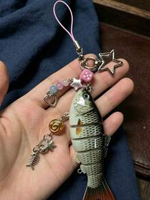 1pc Y2K Fish Pendant Beaded Keychain, Star & Heart Metal Charm, Handbag Accessory Fashion Gift, Fishing Enthusiast Ornament - Multicolor - View 3