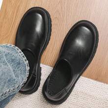 Sepatu Derby Vintage Pria dengan Tampilan Usang, Sepatu Loafer Kasual Bisnis Terbaru untuk Musim Semi, Sepatu Jas Penambah Tinggi Badan yang Tak Terlihat, Sepatu Formal yang Nyaman, Bernapas, Lembut, dan Serbaguna untuk Semua Acara - Hitam - View 5