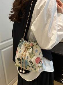 Shoulder Bag With Colorful Floral Pattern, Bucket Bag With Adjustable Metal Chain For Shoulder And Crossbody Use, Drawstring Closure, Interior Space For Makeup And Small Items, Suitable For Daily Outings, Shopping, Commuting And Travel - Green - View 5