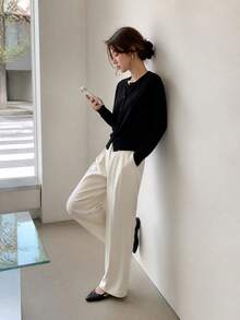 Stylish Women's Round Neck Long Sleeve Black Cardigan, Knitted Button Front Short Top, Versatile For Fall And Winter Wardrobe - Black - View 6