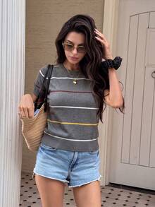 2026 Spring/Summer Navy Striped Crew Neck Knit T-Shirt, Elegant Casual Women's Top, Suitable For Daily Commute, Music Festival, Dating - Grey - View 2