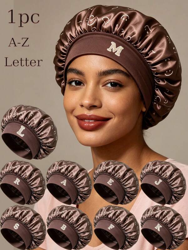 1 Stück Unisex Schlafmütze mit personalisierten A-Z Buchstaben aus Satin, weiche und bequeme Schlafmütze, elastische Schlafmütze mit breitem Rand aus Seide für den täglichen Gebrauch