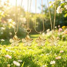 1pc Minimalist Natural Style Stainless Steel Gold-Plated Flower Pendant Necklace, Unisex, Daily Wear, Holiday Wear, Niche Luxury, Versatile - Yellow Gold - View 3