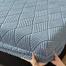 1pc Jacquard Fitted Sheet(Pillowcases Not Included), Available In Multiple Colors, Soft & Warm Mattress Protector, All‑Around Elastic Design, Comfortable And Durable Home Textile, Bedroom Bedding, Suitable For All Seasons, An Excellent Gift - Blue - View 3