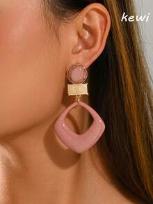 Geometric Design Drop Earrings - Pink - View 2
