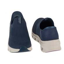 Skechers سكيتشرز Slip-Ins: Glide-Step Pro - Everyday Citizen - أحذية رياضية نسائية باللون الأزرق الداكن - أزرق غامق - مشاهدة 5
