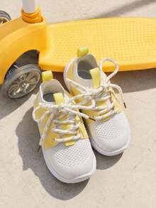 Colorblock Mesh Athletic Shoes, Breathable Mesh, Soft Sole, Lightweight, Lace-Up, Spring/Autumn, Outdoor, School, Casual Shoes For Kids - Yellow - View 2