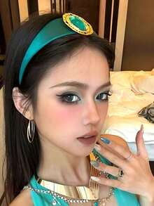 1pc Elegant Princess Style Wide Headband, Embellished With Emerald Zirconia, Suitable For Photography, Vintage Solid Color Casual Daily Hair Accessory - Green - View 1