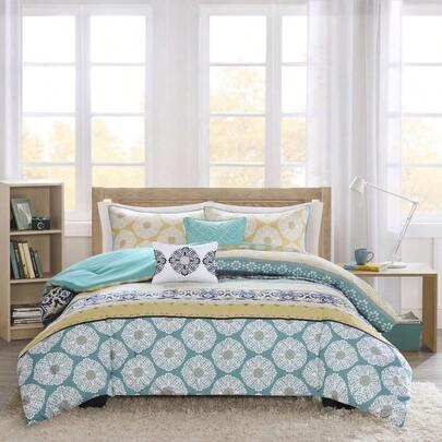 Apartment Aneesa Comforter Set