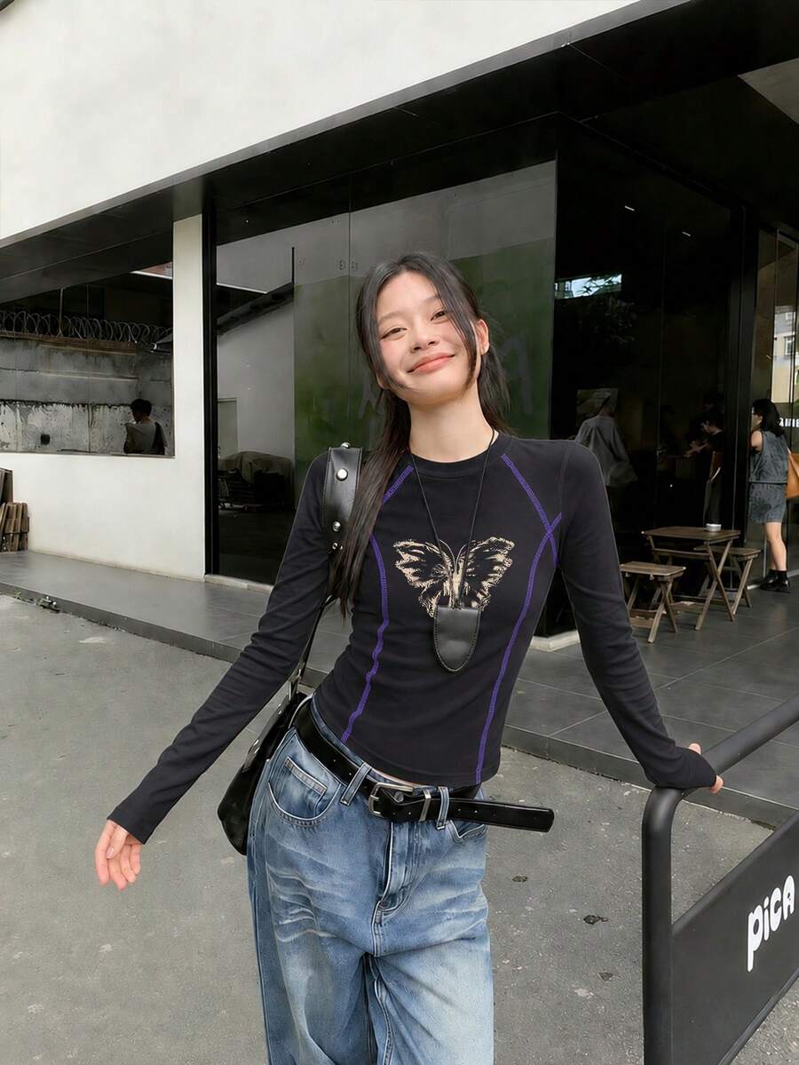 美式風格黑色長袖女款T恤,蝴蝶印花設計,修身顯瘦短版上衣,百搭 - 黑色 - 查看 1