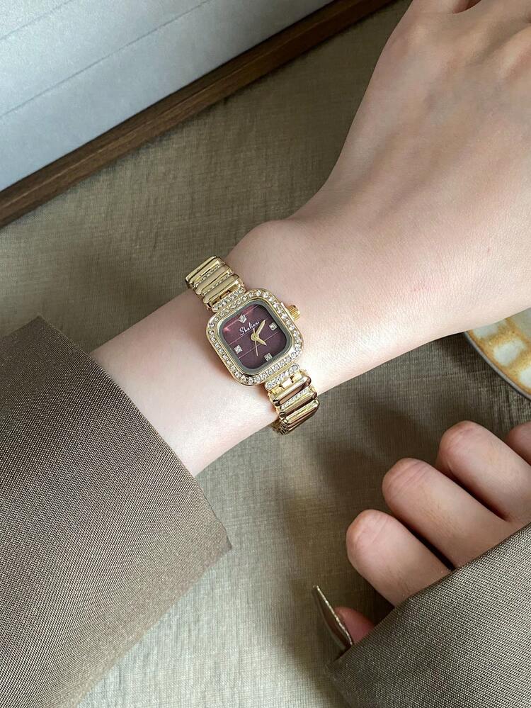 Luxury Square Gold Women's Watch, Deep Red Dial, Diamond-Studded Bezel, Minimalist Markings, Suitable As Daily Gift - Gold - View 4