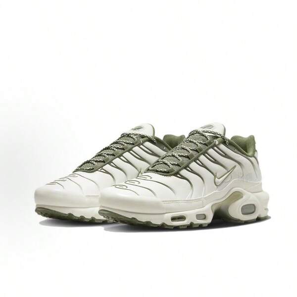 Nike Men Sneakers