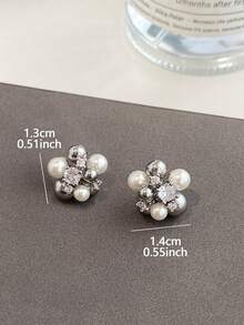 1 Pair Cool Elegant Small Round Ball Rhinestone Faux Pearl Stud Earrings Suitable For Women's Daily Commute Wear - Silver - View 4