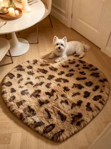 1pc Heart-Shaped Leopard Print Decorative Rug, Love & Healing Bedroom Decor, Small Rug, Carpet, Home Decor, Living Room Rug, Living Room Small Rug, Bedroom Rug, Living Room Home Decor, Outdoor Rug, Washable Rug - Multicolor 6 - View 1