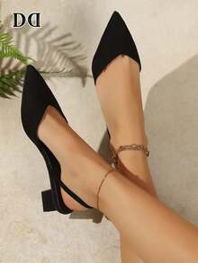 Sepatu hak rendah model slingback minimalis dan elegan, ujung runcing hitam, cocok untuk pesta akhir pekan, belanja, dan jalan-jalan. - Hitam - View 8