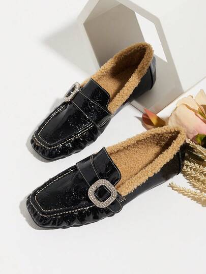 Sepatu Loafer Wanita Vintage Berbulu, Gaya Baru Sepatu Loafer Hangat Berlapisan Termal untuk Mengemudi, Sol Lembut, Gesper Persegi Hitam, Hiasan Berlian Imitasi Mengkilap, Serbaguna, Slip-On, Anti-Slip, Sepatu Loafer Santai untuk Komuter