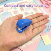 1 Set Cute Cartoon Mini Stapler Set With Staples, Portable Pocket Stapler For Student School Office Binding Stationery - Color Style Randomized - View 5