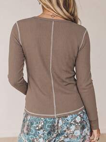 Acelitt Women's Ribbed Knit Long Sleeve V-Neck Top, Spring/Autumn Casual Regular Fit, Slightly Stretchy Fabric - Mocha Brown - View 2