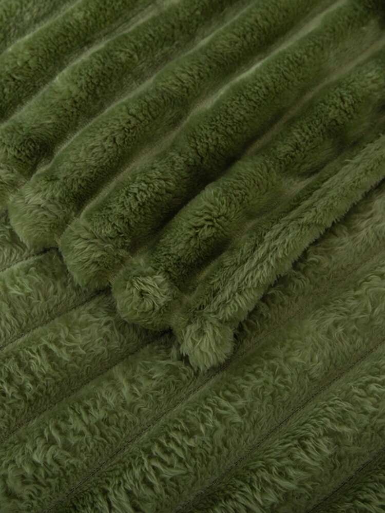 1pc Luxury Double-Sided Comfortable Striped Blanket, Soft & Warm, Suitable For Napping, Office, Camping, Sofa - Multi-Purpose Polyester Bed Sheet, Perfect Christmas Gift, Compressed Packaging, Lightweight & Elegant, Cloud-Like Touch - Matcha Green - View 6