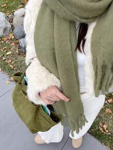 1pc Women's Autumn/Winter New Solid Color Plush Tassel Scarf, Comfortable Oversized Shawl Style, Soft & Warm Extra Large Scarf, Suitable For Outdoor Travel Wear, Simple & Versatile Daily Outfit Piece, Applicable For Christmas And Other Holiday Occasions - View 3