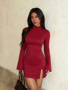 Gaun Elegan Wanita Musim Gugur Warna Burgundy dengan Belahan di Bagian Bawah dan Kerah Tinggi - Burgundy - View 4