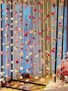 1 Set Embossed Realistic Floral Curtain, Includes Creative Photography Prop Decoration, Suitable For Indoor/Outdoor Floral Curtain And Romantic Wedding Scene Arrangement, Size 3-10cm, Random Size - Multicolor - View 1
