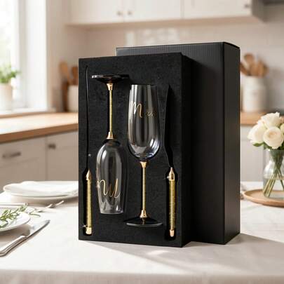 Juego de copas de champán para boda Mr & Mrs con pedrería dorada, cuchillo y servidor para pastel | Vasos para brindar en caja de regalo para recién casados