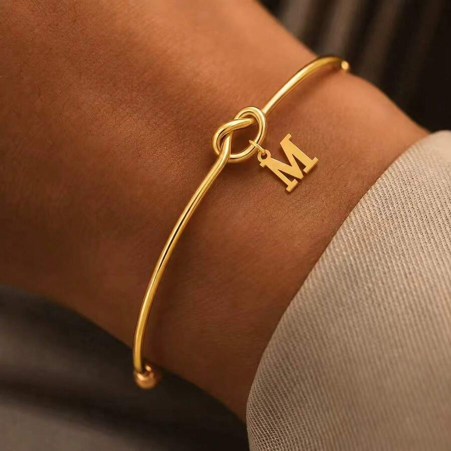 1 pieza Nuevo brazalete clásico con colgante de inicial y corazón abierto para mujer - Amarillo Oro - Ver 1