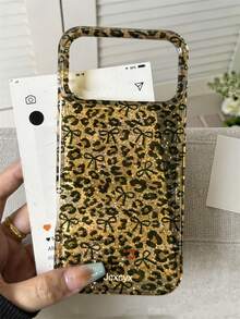 Casing Ponsel Motif Leopard Cokelat Vintage dengan Pita dan Payet Epoxy, Kompatibel dengan iPhone 18 Pro Max 18 Pro 17 Pro Max 17 Pro 17 16 Pro Max 16 Pro 16 15 Pro Max 15 Pro 14 Pro Max 14 Pro 13. Pelindung Transparan Retro yang Menawan. - Coklat - View 2