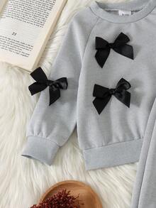 Bộ 2 món cho bé gái gồm áo sweatshirt tay dài cổ tròn raglan đơn giản đa năng phối nơ 3D và quần ống rộng ống đứng đồng bộ, mùa xuân/thu - Màu Xám nhạt - Xem 4