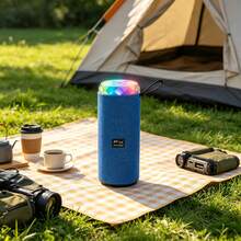 Parlante Bluetooth Portátil con Efectos de Luz RGB, Radio FM y Ranura para Micro SD, Bocina Recargable de Tela con Correa, Sonido Potente para Fiesta y Exterior - Azul - Ver 6